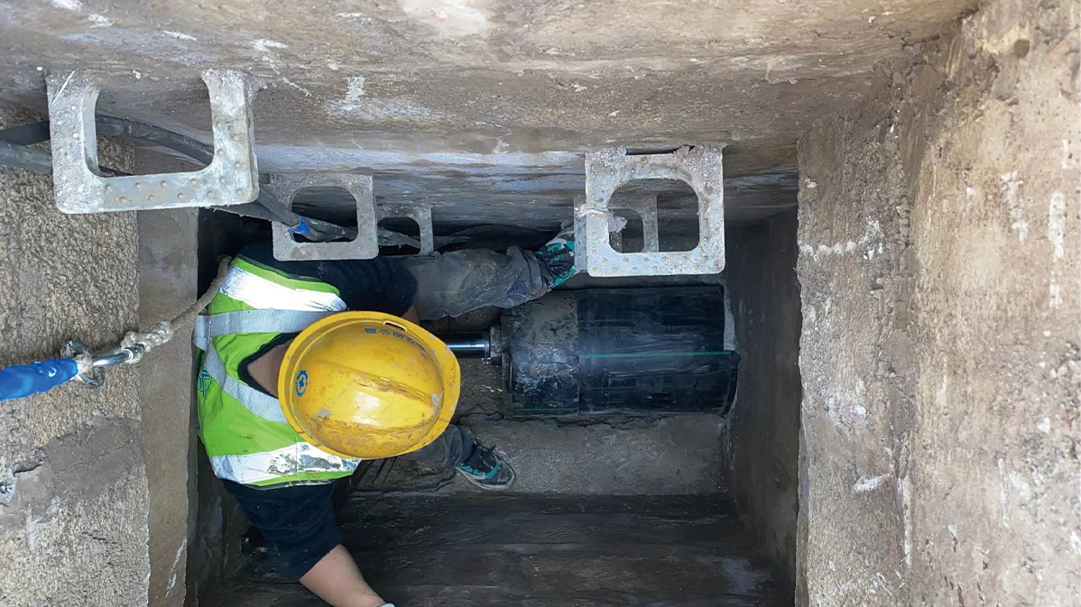 东港HDPE短管内衬法